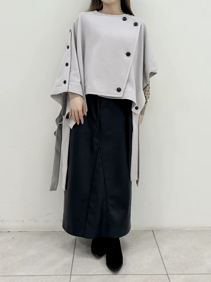 GRACE CONTINENTAL Miu Akamatsu コーディネート画像