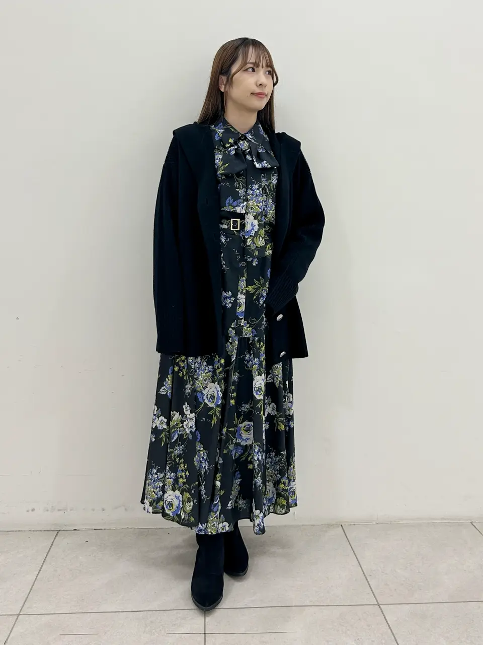 GRACE CONTINENTAL Miu Akamatsu コーディネート画像