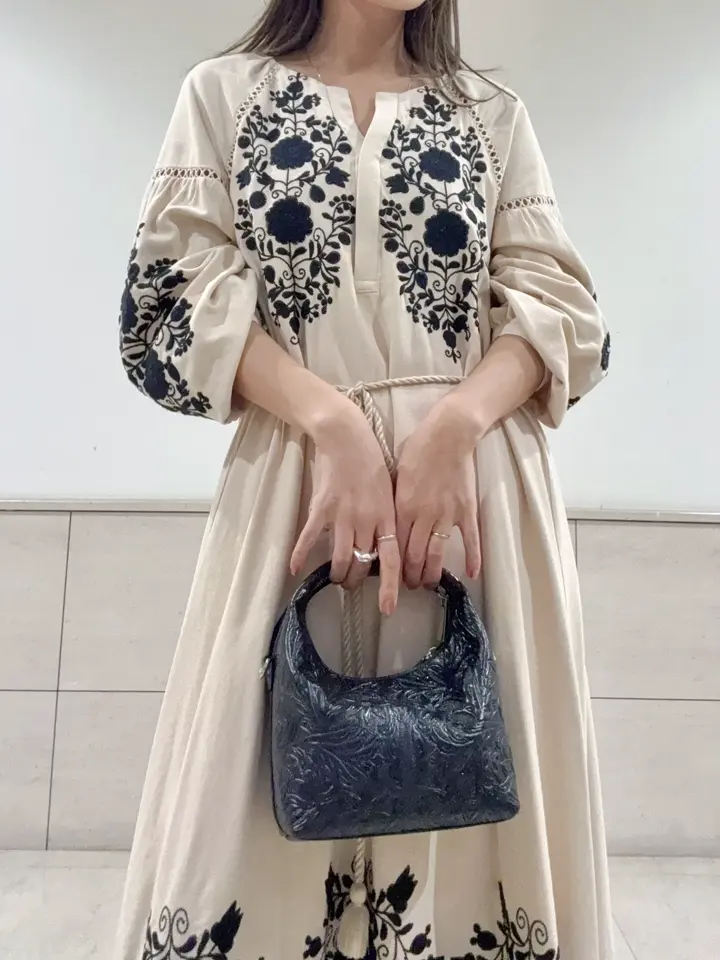 GRACE CONTINENTAL yukimi yonee コーディネート画像