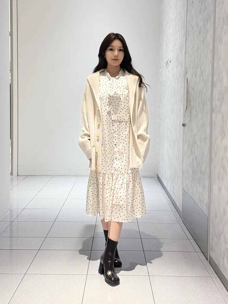 GRACE CONTINENTAL 王　宇キン コーディネート画像