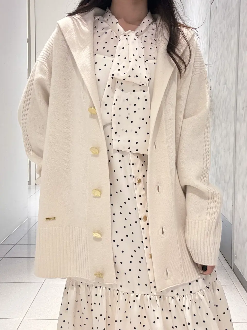 GRACE CONTINENTAL 王　宇キン コーディネート画像