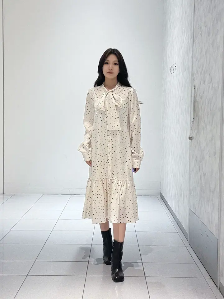 GRACE CONTINENTAL 王　宇キン コーディネート画像