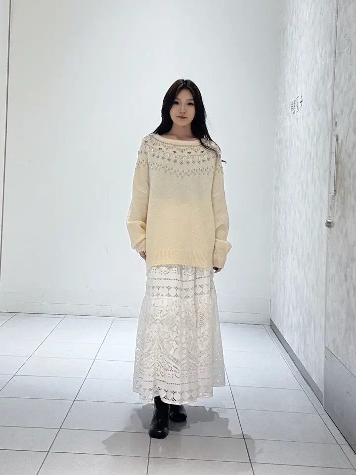 GRACE CONTINENTAL 王　宇キン コーディネート画像