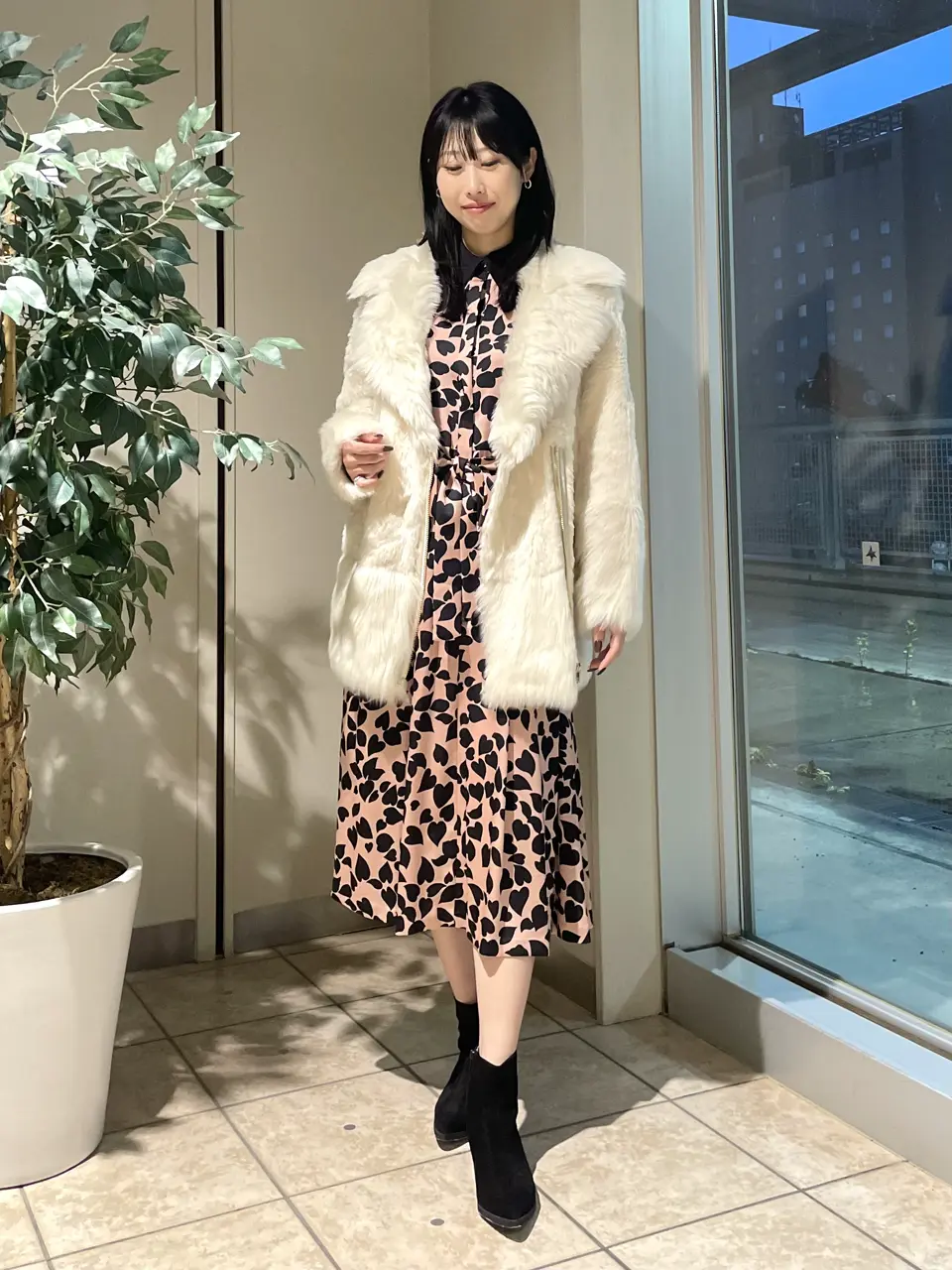 GRACE CONTINENTAL 端場　わかな コーディネート画像