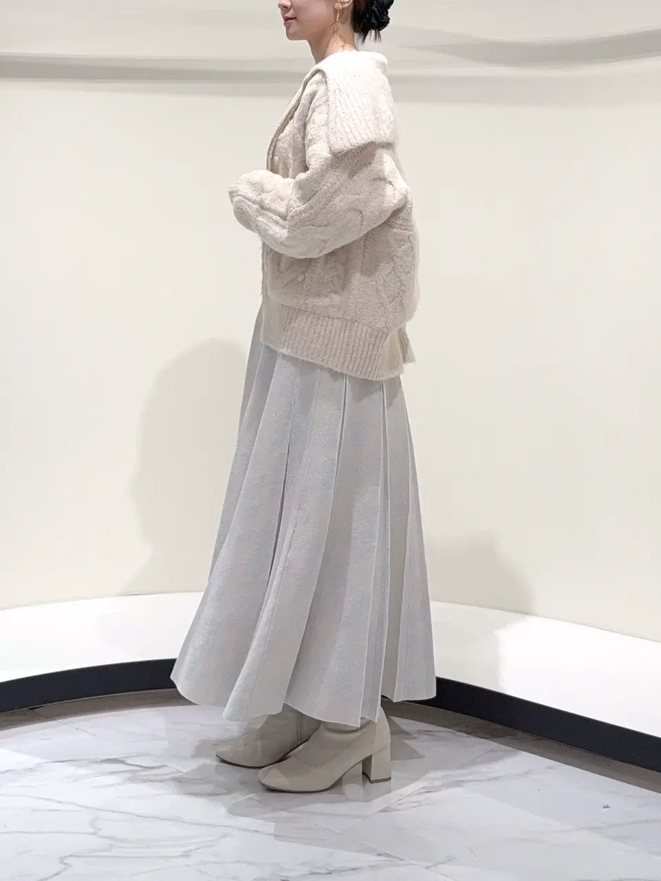 GRACE CONTINENTAL Suzuka コーディネート画像