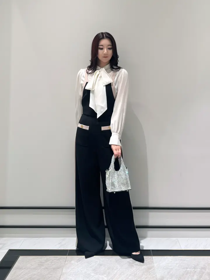 GRACE CONTINENTAL MOMOKO コーディネート画像