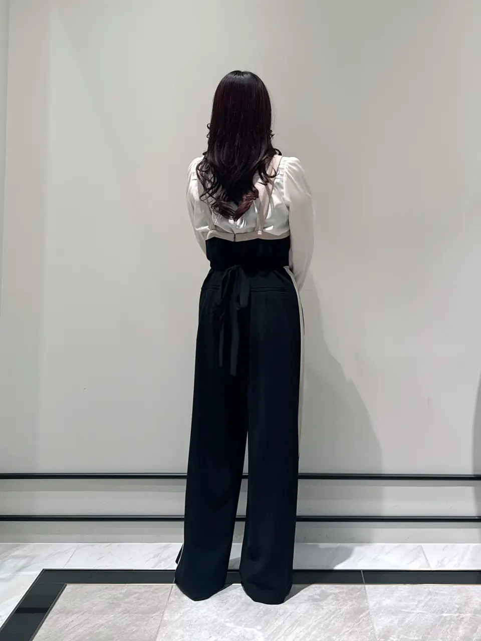 GRACE CONTINENTAL MOMOKO コーディネート画像