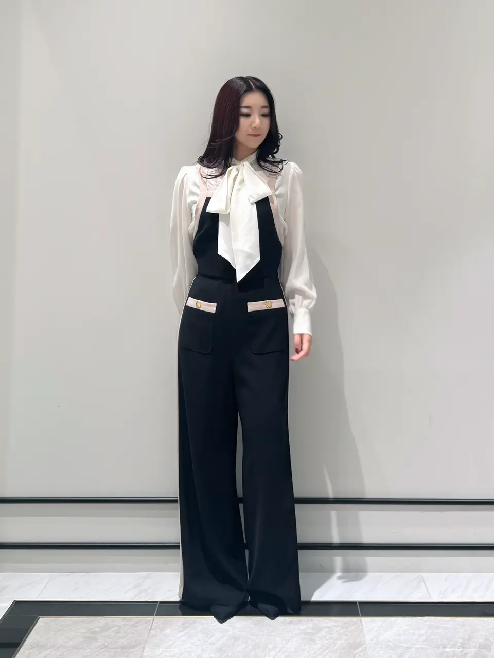 GRACE CONTINENTAL MOMOKO コーディネート画像