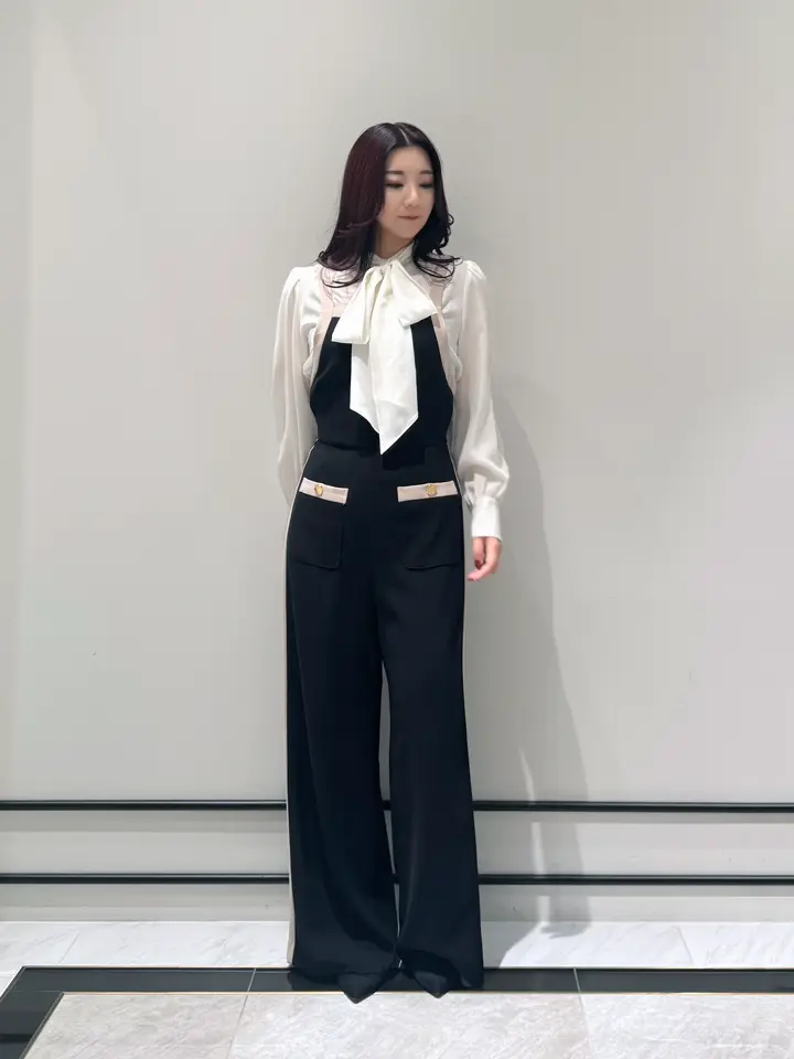 GRACE CONTINENTAL MOMOKO コーディネート画像