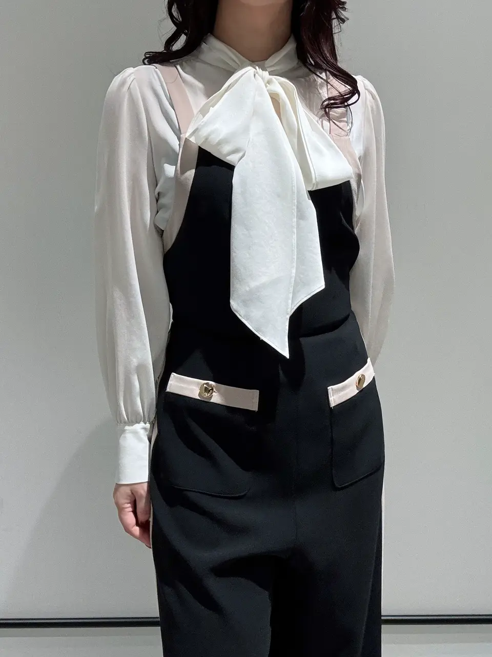 GRACE CONTINENTAL MOMOKO コーディネート画像