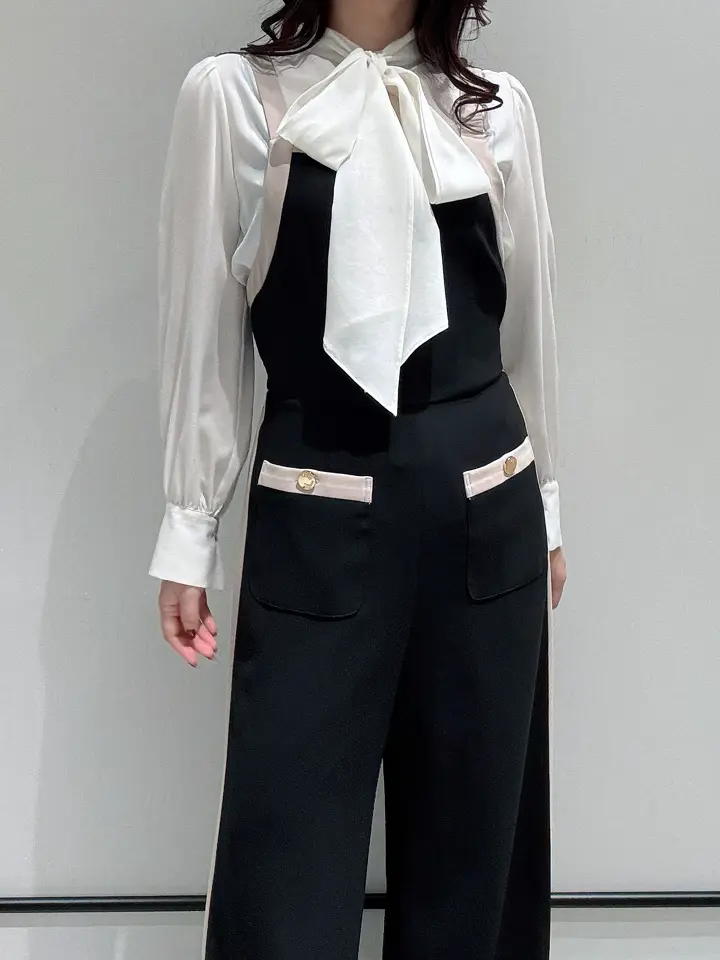 GRACE CONTINENTAL MOMOKO コーディネート画像