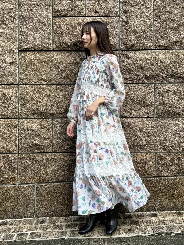 GRACE CONTINENTAL Hikaru Okada コーディネート画像