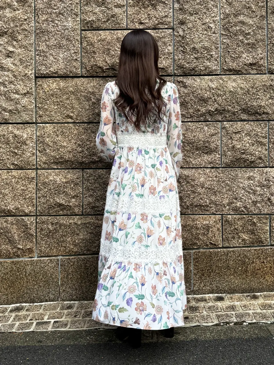 GRACE CONTINENTAL Hikaru Okada コーディネート画像