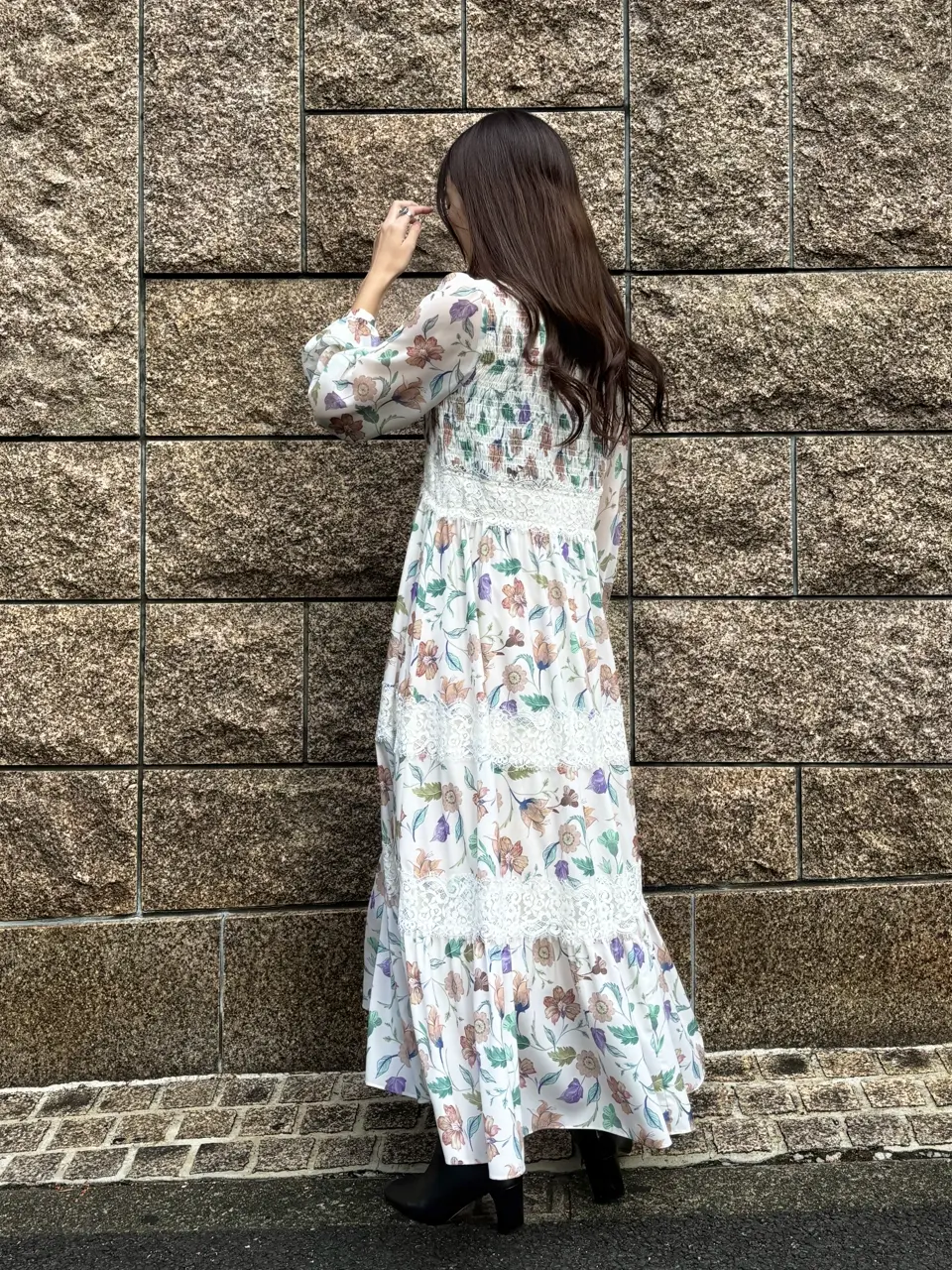 GRACE CONTINENTAL Hikaru Okada コーディネート画像