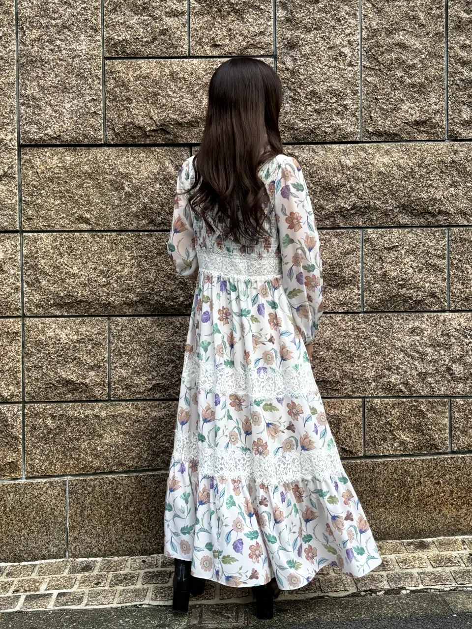 GRACE CONTINENTAL Hikaru Okada コーディネート画像