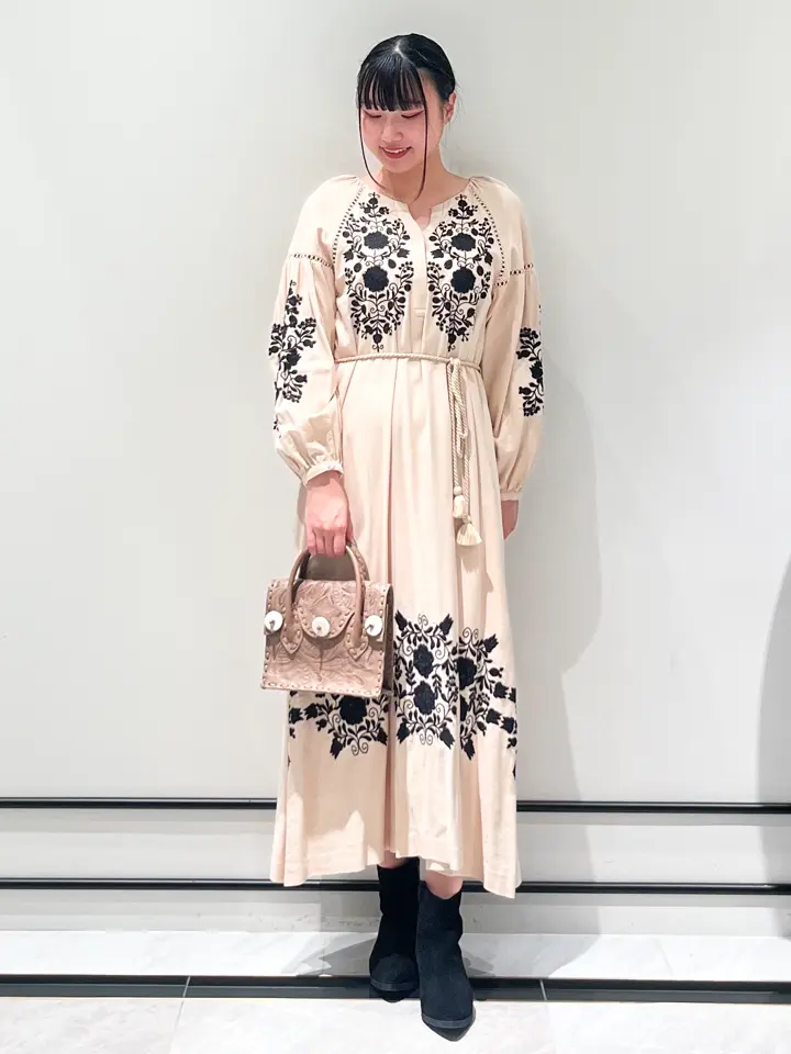 GRACE CONTINENTAL CHISAKO.S コーディネート画像