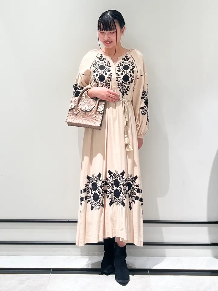 GRACE CONTINENTAL CHISAKO.S コーディネート画像