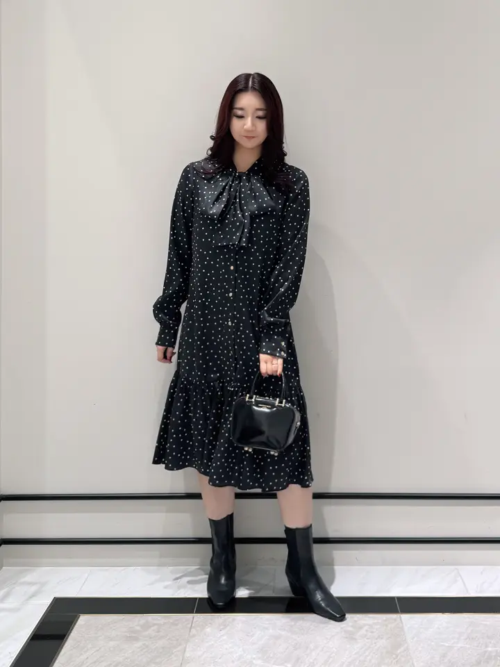 GRACE CONTINENTAL MOMOKO コーディネート画像