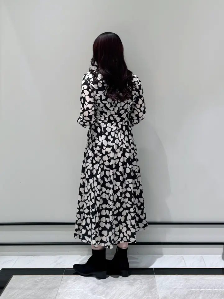 GRACE CONTINENTAL MOMOKO コーディネート画像