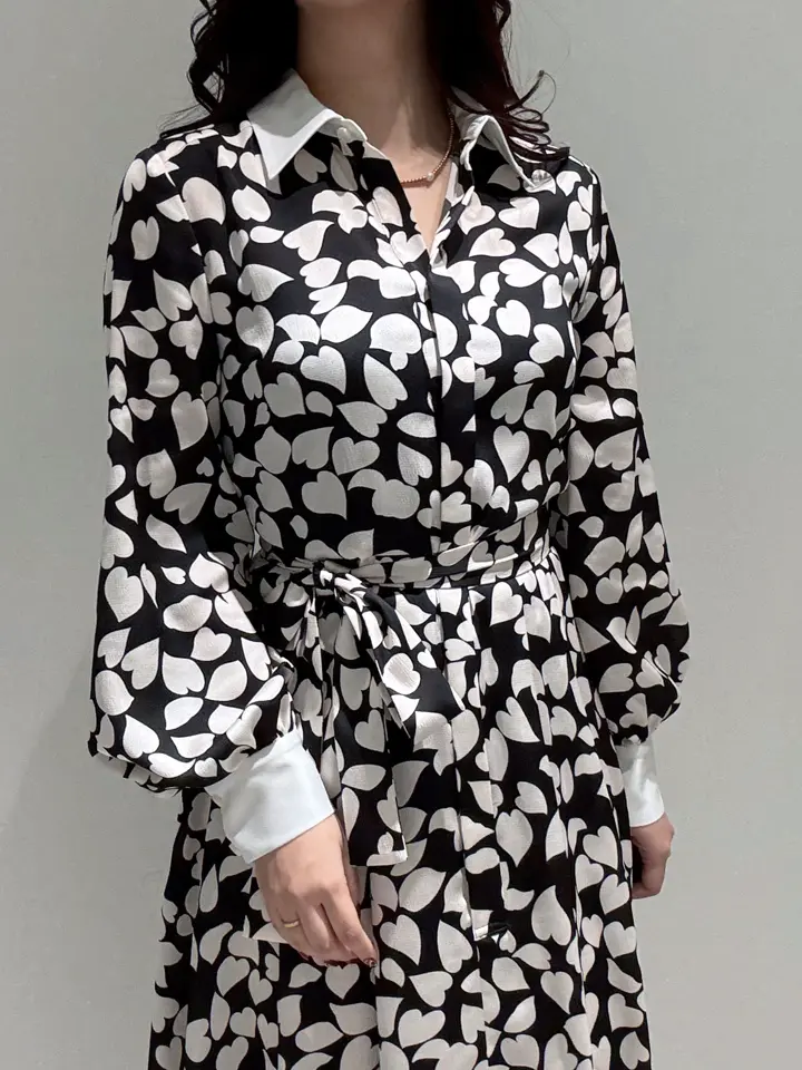 GRACE CONTINENTAL MOMOKO コーディネート画像