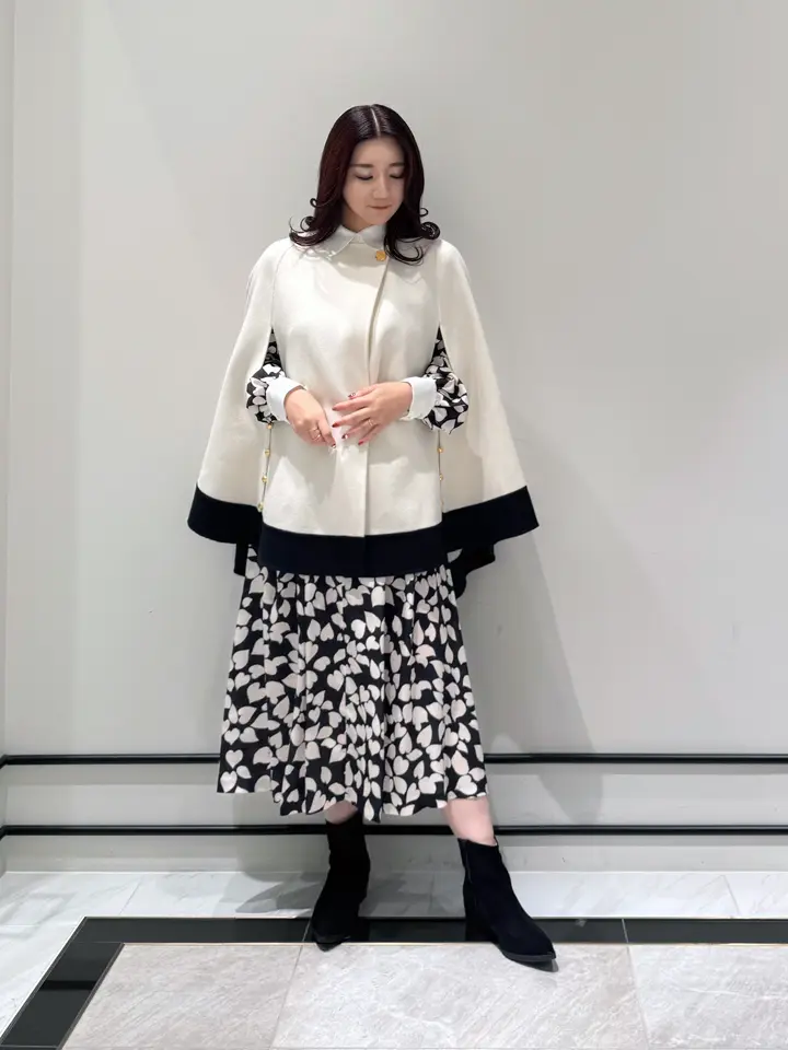 GRACE CONTINENTAL MOMOKO コーディネート画像