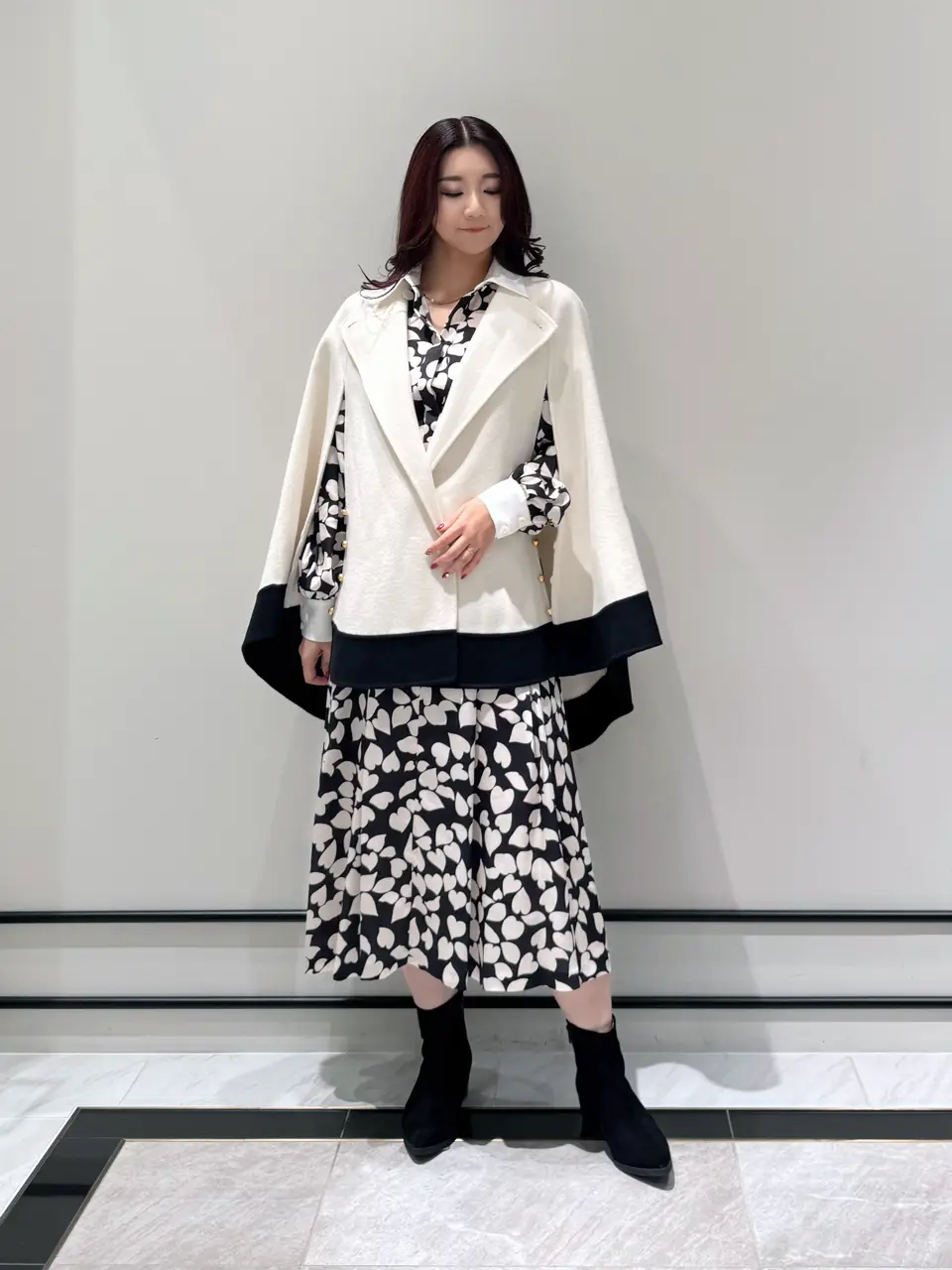 GRACE CONTINENTAL MOMOKO コーディネート画像