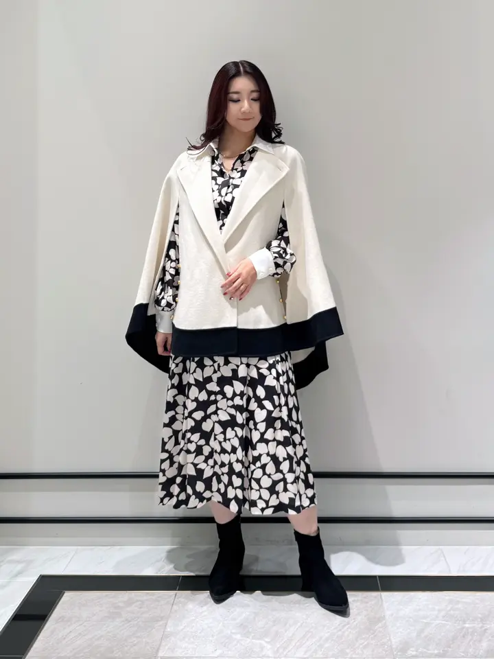 GRACE CONTINENTAL MOMOKO コーディネート画像