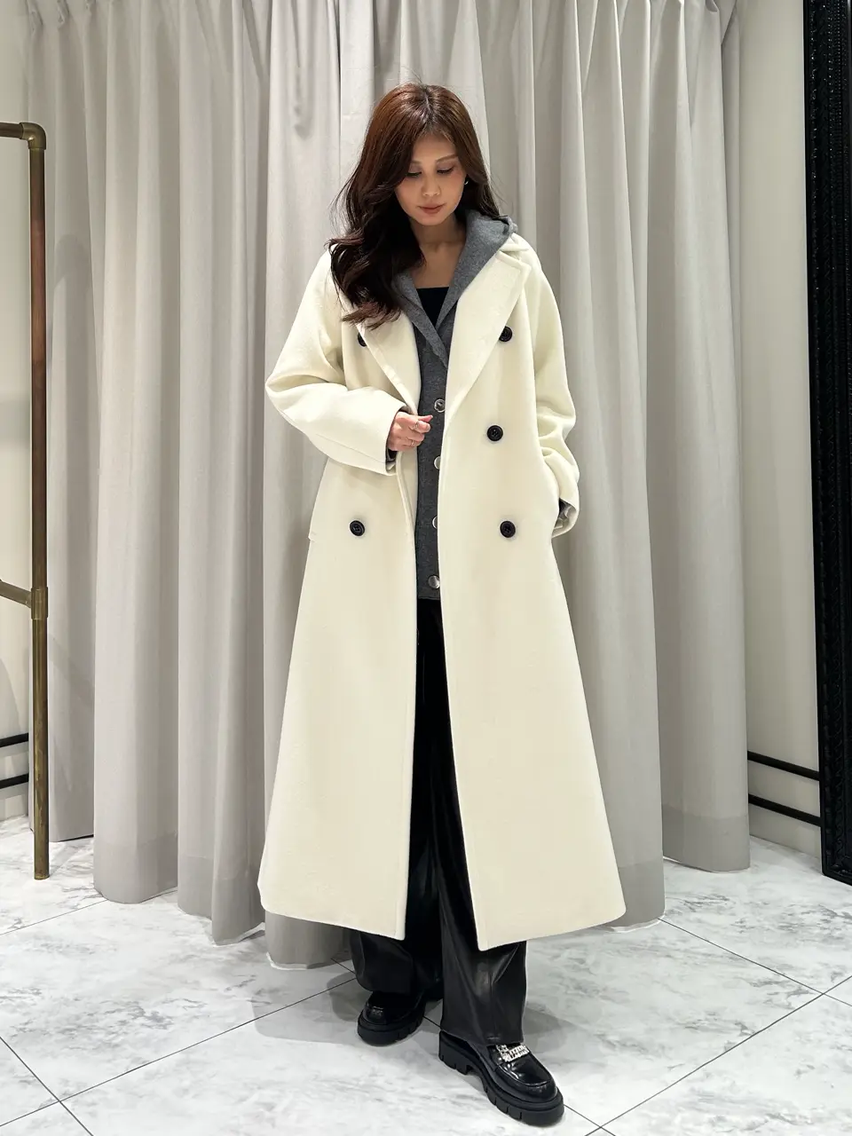 GRACE CONTINENTAL 志田　悠 コーディネート画像