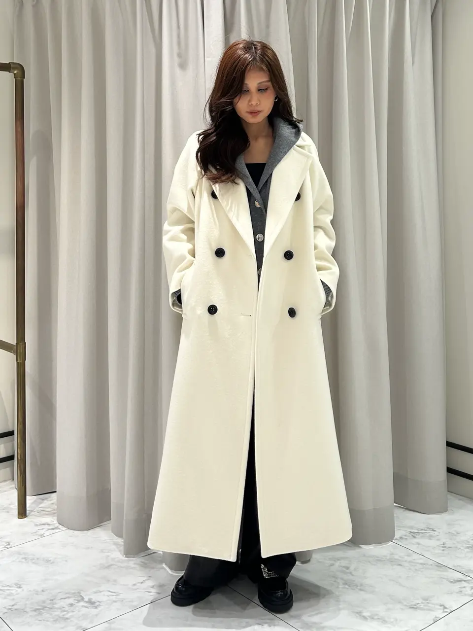 GRACE CONTINENTAL 志田　悠 コーディネート画像