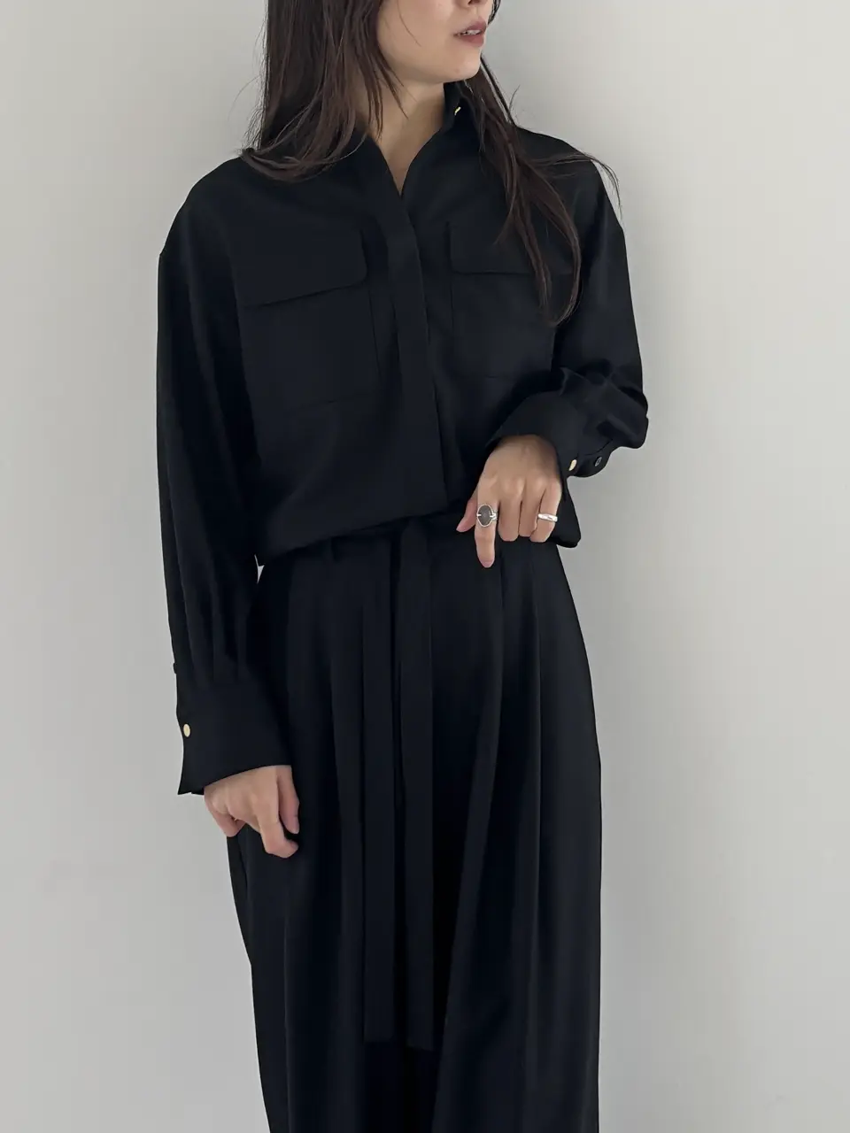 GRACE CONTINENTAL Hikaru Okada コーディネート画像