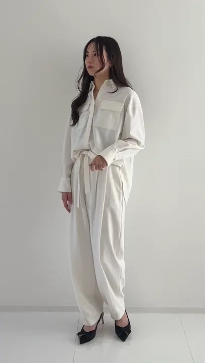 GRACE CONTINENTAL Hikaru Okada コーディネート画像