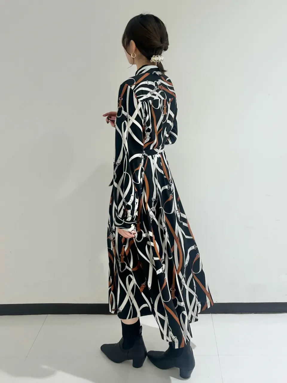 GRACE CONTINENTAL 狩野　珠季 コーディネート画像