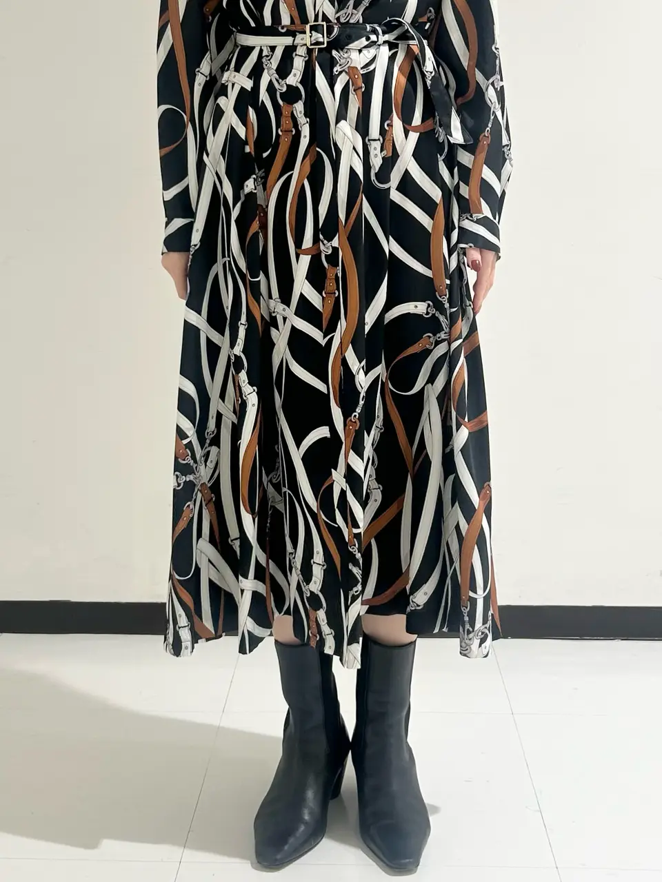 GRACE CONTINENTAL 狩野　珠季 コーディネート画像