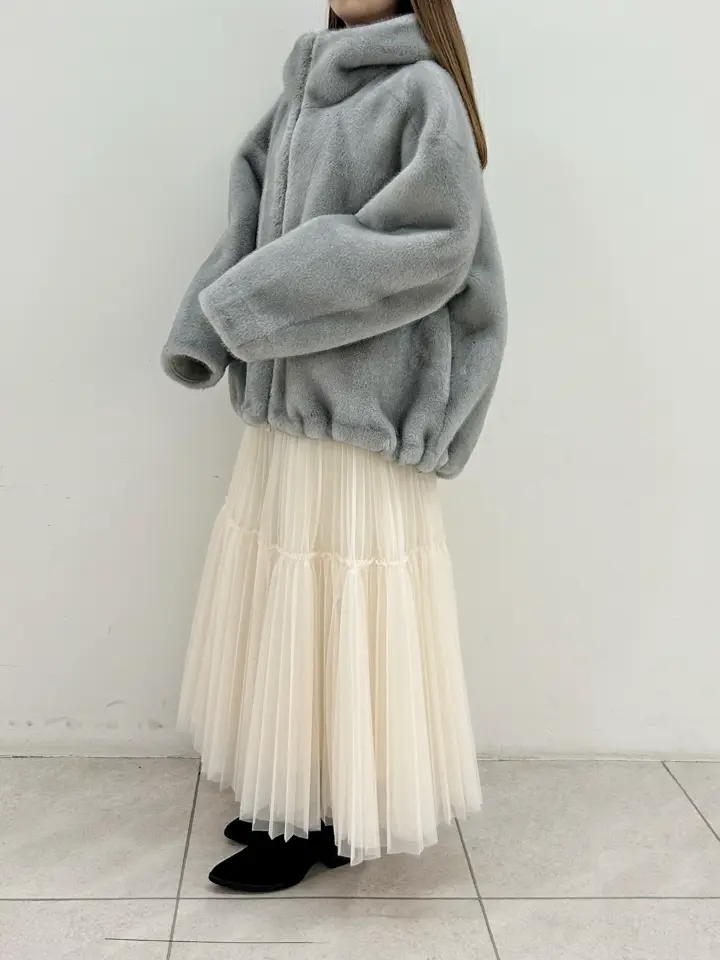 GRACE CONTINENTAL Miu Akamatsu コーディネート画像