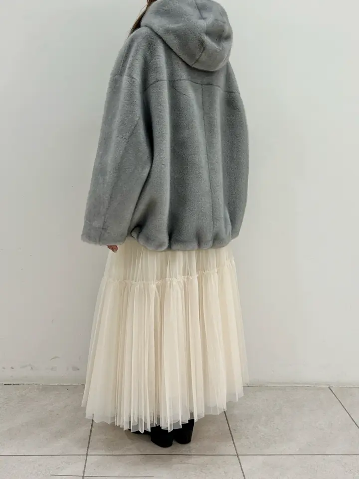 GRACE CONTINENTAL Miu Akamatsu コーディネート画像