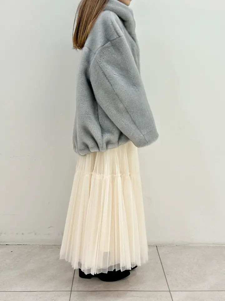 GRACE CONTINENTAL Miu Akamatsu コーディネート画像