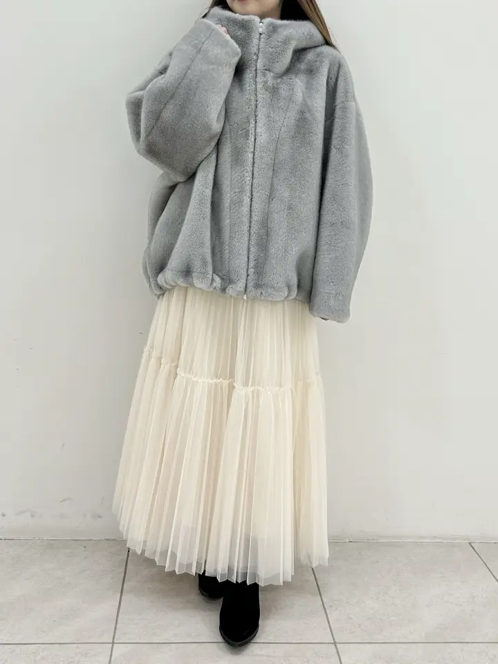 GRACE CONTINENTAL Miu Akamatsu コーディネート画像