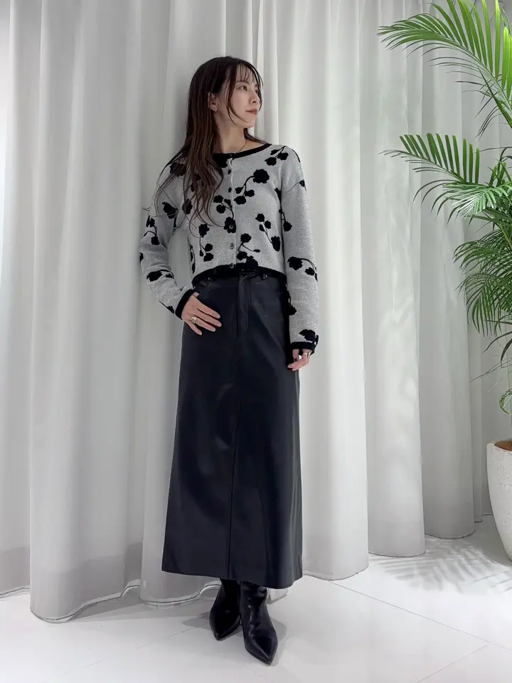 GRACE CONTINENTAL Hikaru Okada コーディネート画像