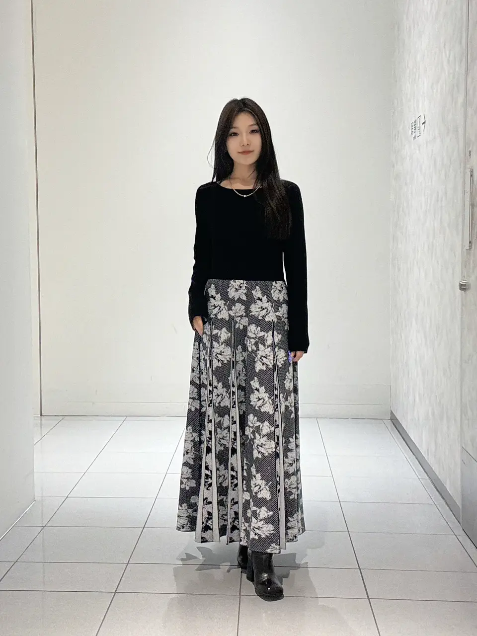  王　宇キン コーディネート画像