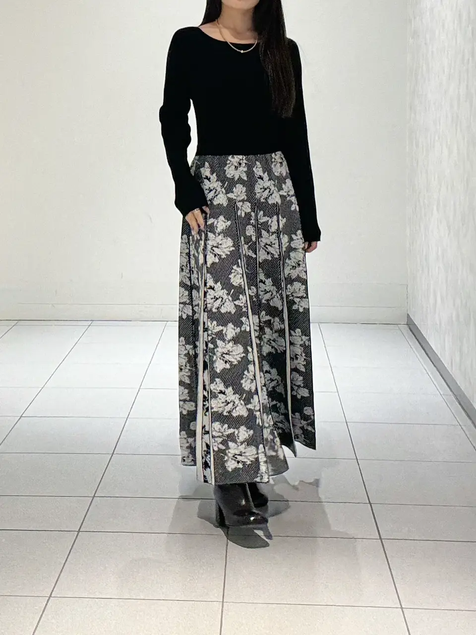 GRACE CONTINENTAL 王　宇キン コーディネート画像