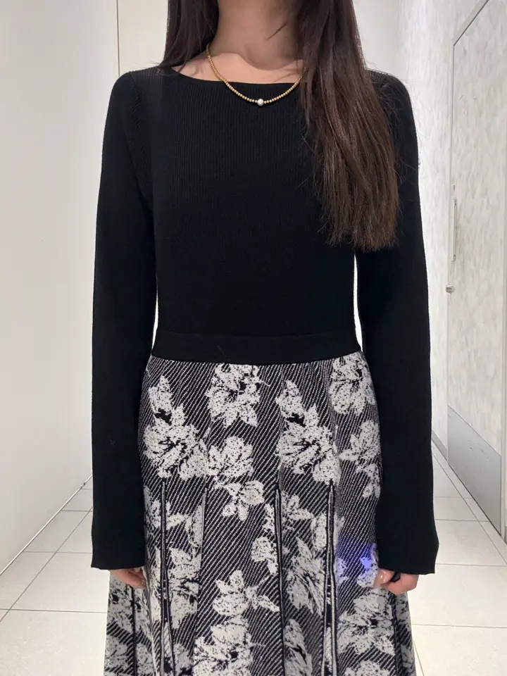 GRACE CONTINENTAL 王　宇キン コーディネート画像