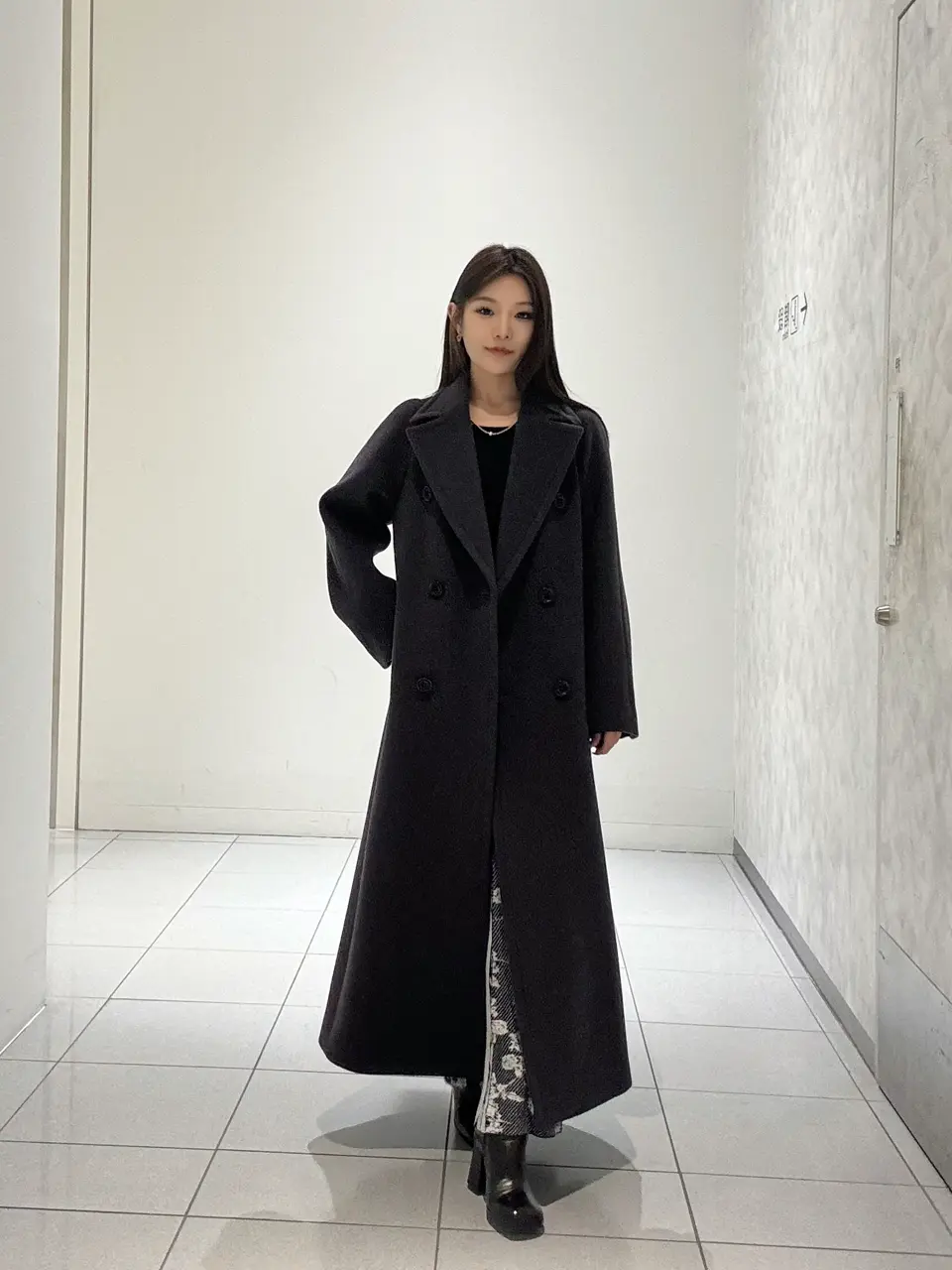 GRACE CONTINENTAL 王　宇キン コーディネート画像