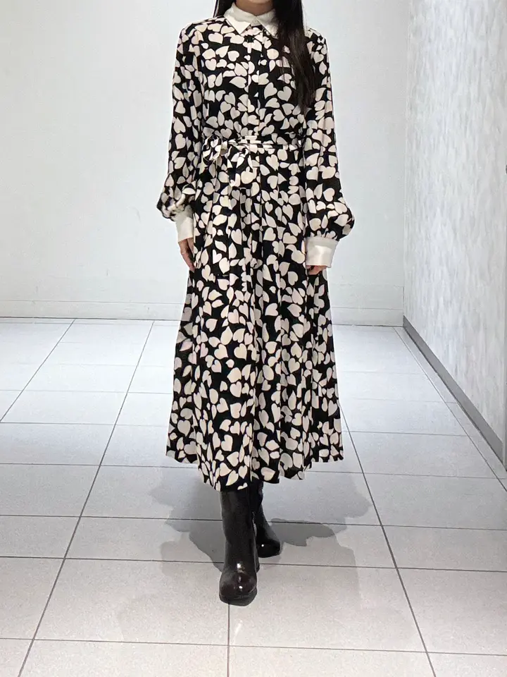 GRACE CONTINENTAL 王　宇キン コーディネート画像