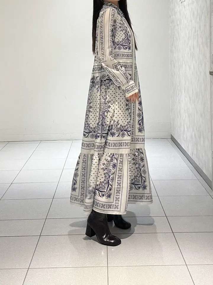 GRACE CONTINENTAL 王　宇キン コーディネート画像