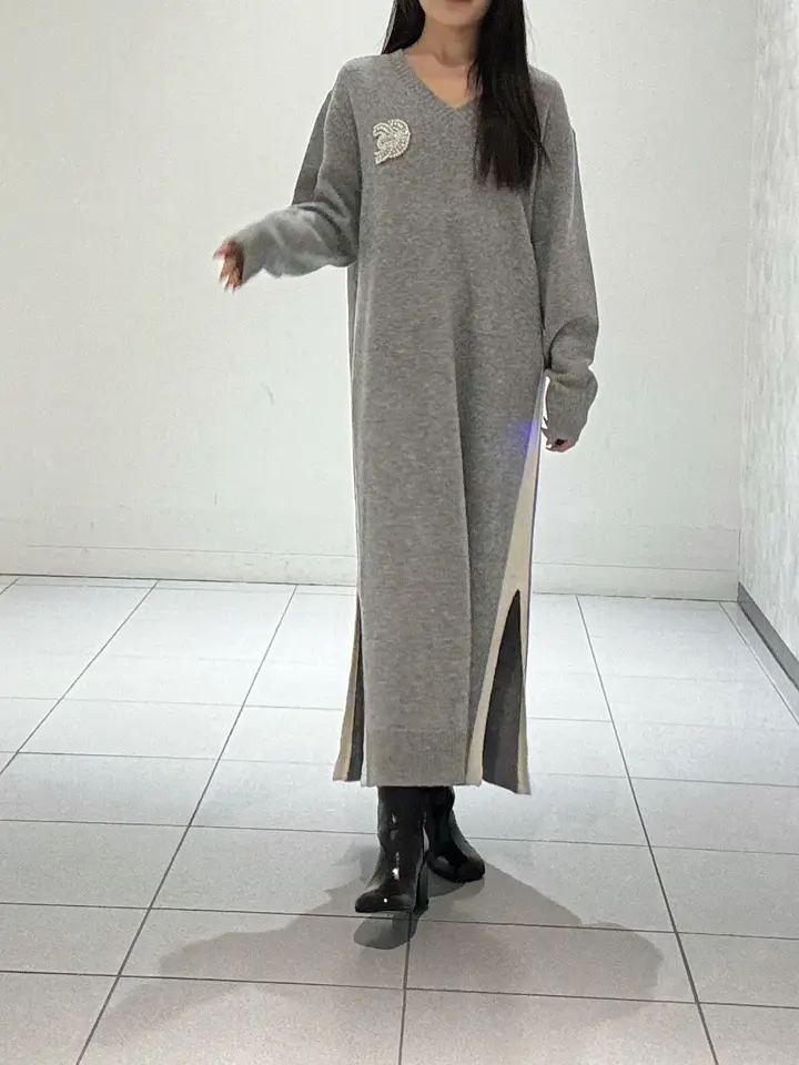 GRACE CONTINENTAL 王　宇キン コーディネート画像