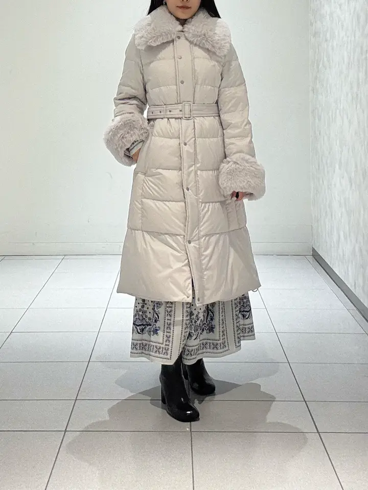 GRACE CONTINENTAL 王　宇キン コーディネート画像