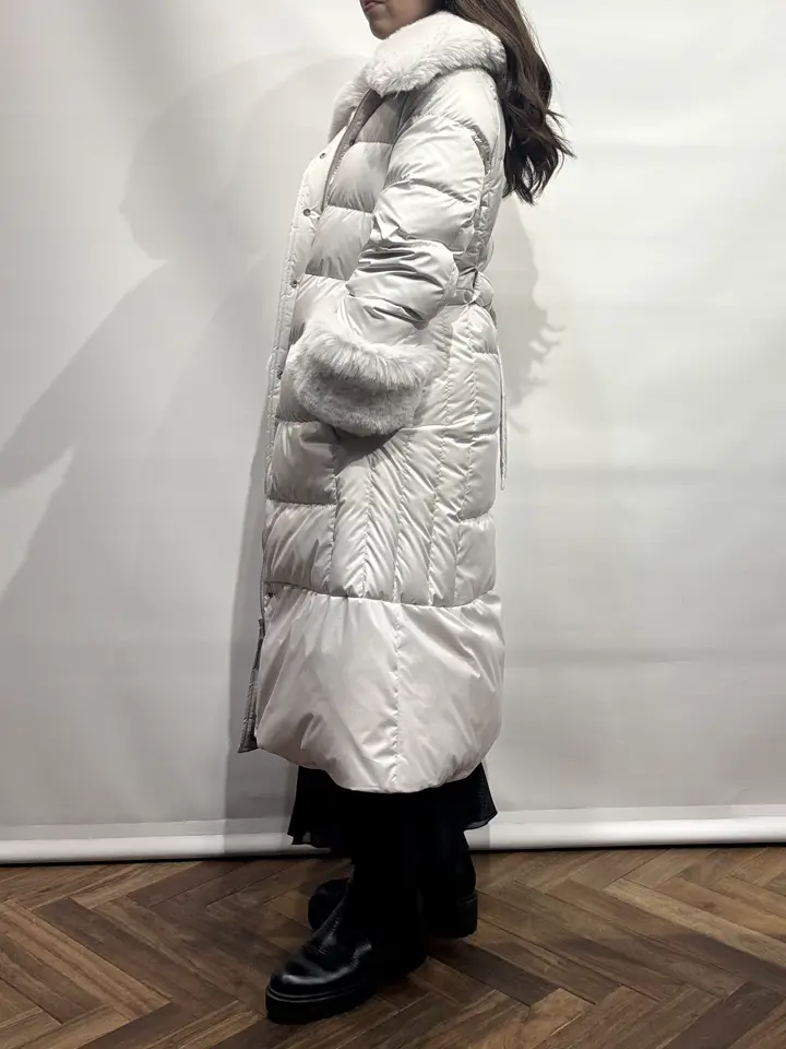 GRACE CONTINENTAL HIGASHIGAWA.R コーディネート画像