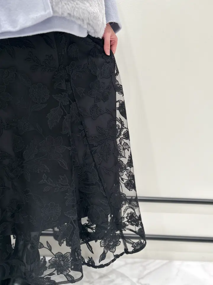 GRACE CONTINENTAL 若園　ひかり コーディネート画像