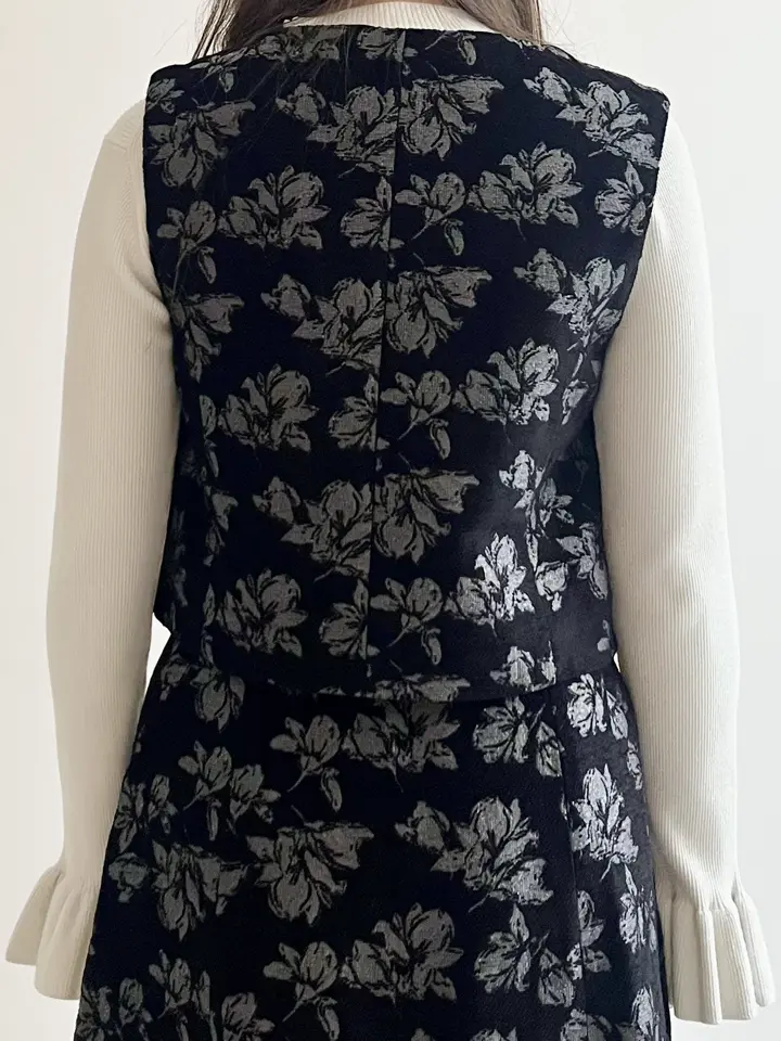 GRACE CONTINENTAL 根本　紗良 コーディネート画像