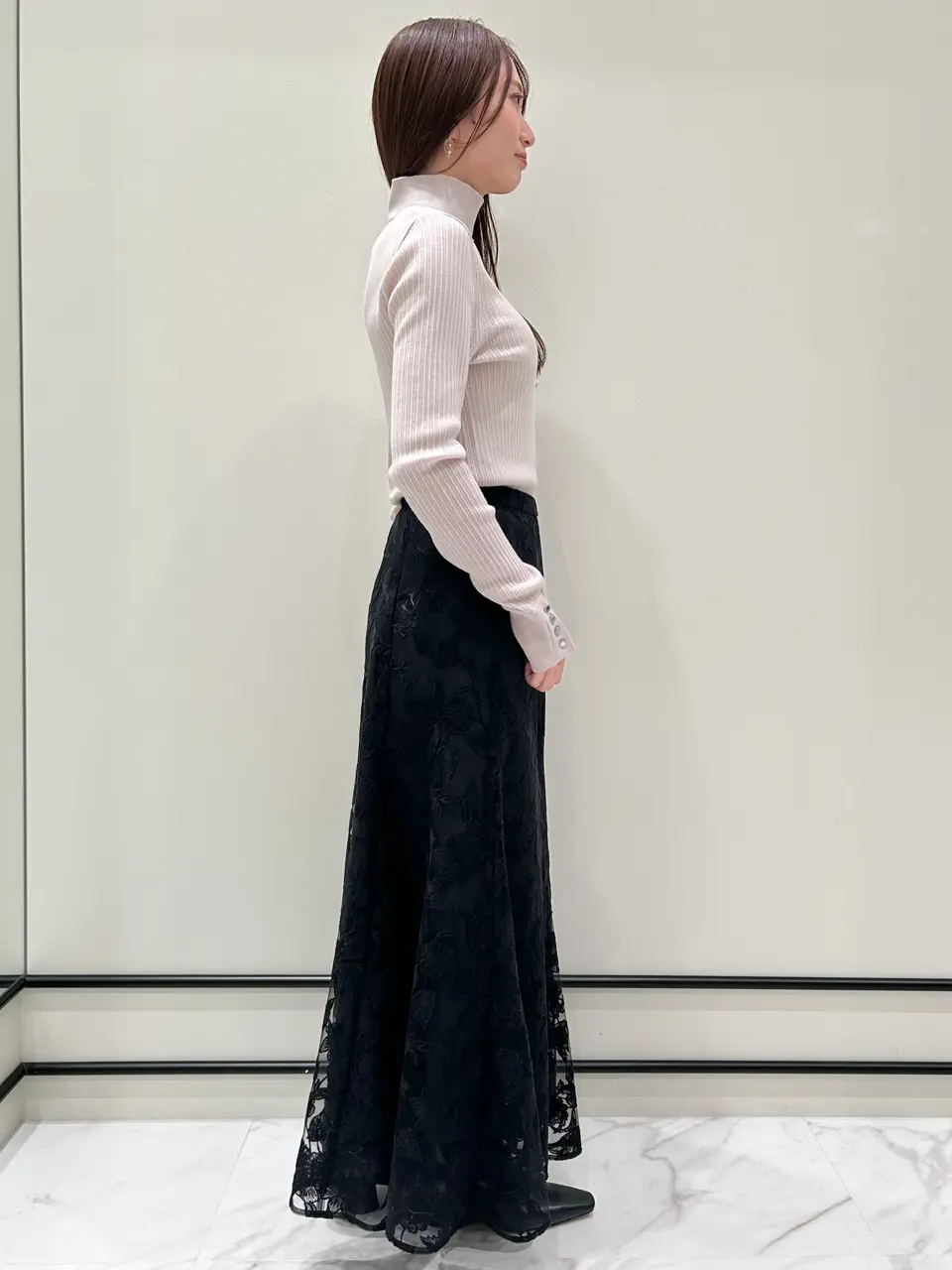 GRACE CONTINENTAL 若園　ひかり コーディネート画像